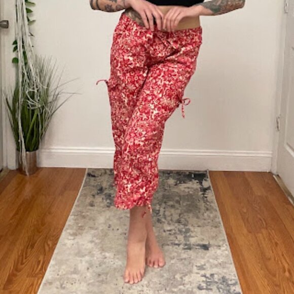 Marella Mid Rise Floral Crop Cargo Pants Tie-Waist Straight Leg Size 10 Red - Picture 3 of 12